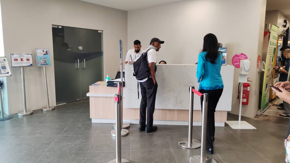 receptionist (gf) umsc receptionist (gf) umsc